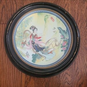 collector's plate from the Imperial Jingdezhen "Beauties of the Red Mansion"